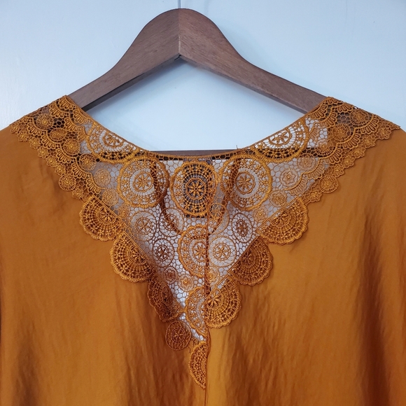 Vince Camuto Women’s Open Front Kimono Top - One Size - Gold - Picture 3 of 4